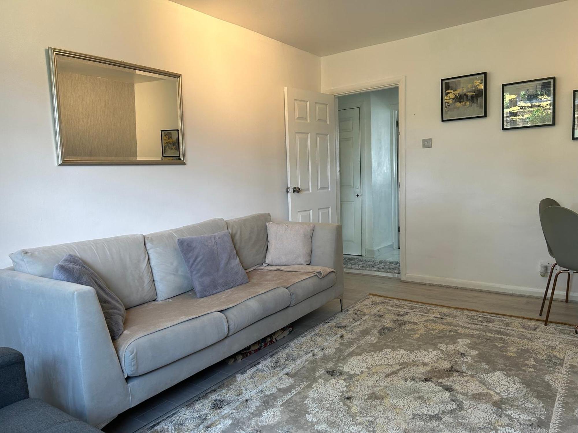 One Bedroom Flat In Chiswick W4 London Exterior photo